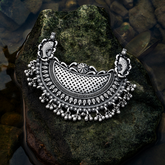 Majestic Fusion: Oversized Necklace Pendant Featuring Imprinted Fish - CNP 1007