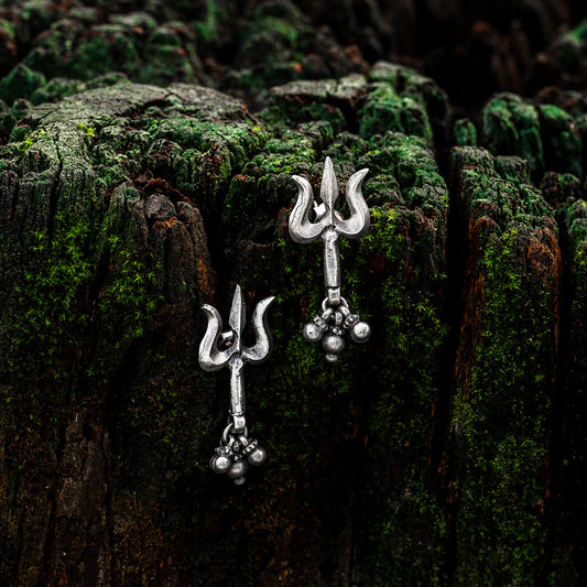 DIVINE ELEGANCE: Ear Piece Celebrating Religious Symbols like this, “Trishul” - CTP 1013