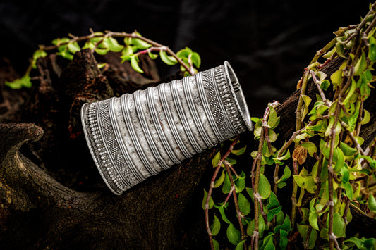 HERITAGE SPIRIT: Vintage Tribal Silver Bracelet for Timeless Elegance - CK VT 1003